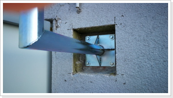 Montage SAT-Wandhalter an aussenisolierter Wand ! Montage SAT-Wandhalter an aussenisolierter Wand !